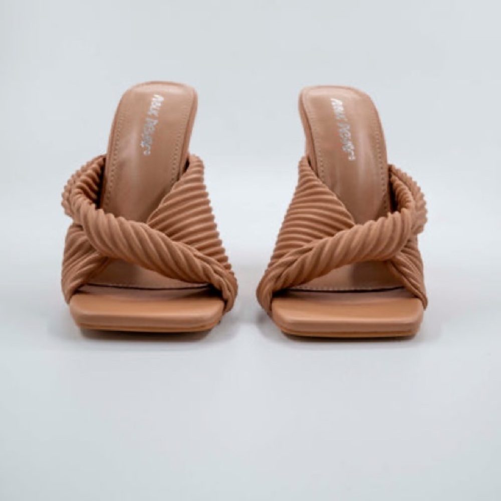 ASOS Public Desire Lady Block Heel